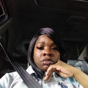 Meet your Posher, Lashawnda